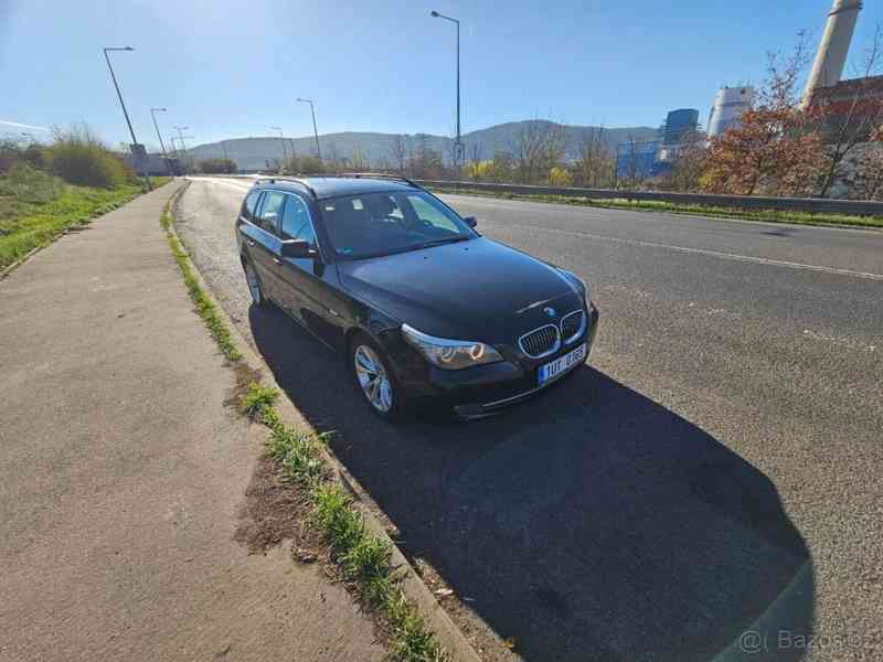 BMW Řada 5 3,0   E61 d 145 kW - foto 14
