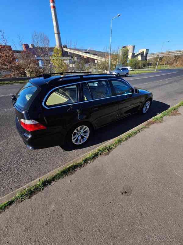 BMW Řada 5 3,0   E61 d 145 kW - foto 2