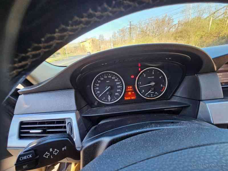 BMW Řada 5 3,0   E61 d 145 kW - foto 7
