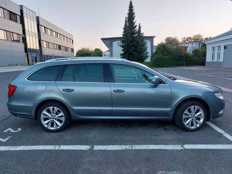 Škoda Superb Combi 2.0 TDi, 125 kW, DSG - foto 6