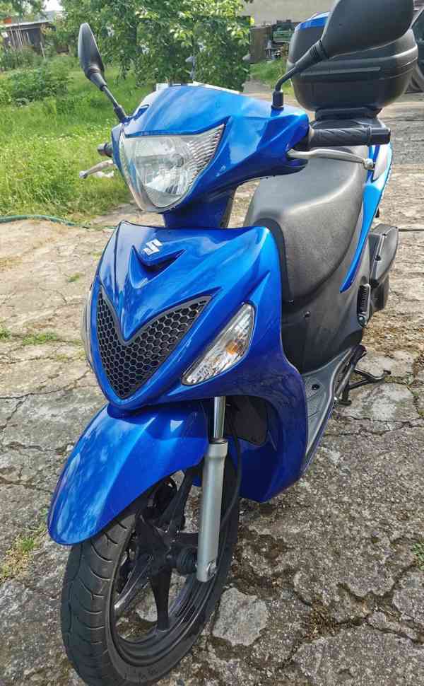 Skútr Suzuki Sixteen 125 - foto 2