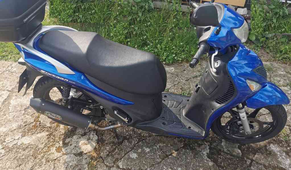 Skútr Suzuki Sixteen 125 - foto 5