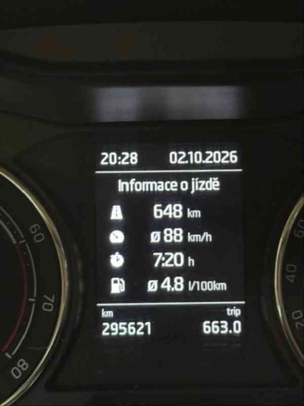 Škoda Kamiq 1,0   TSI 85 kW 6 rychlostí r.v.2020 - foto 14