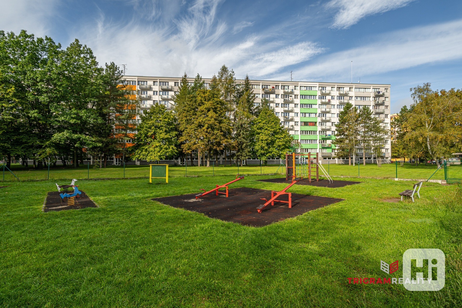 Pronájem vybaveného bytu 3+1 v Hradci Králové, ul. Severní - foto 12