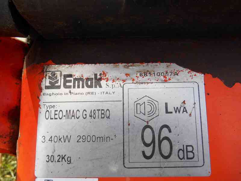 Prodám sekačku na trávu s pojezdem Oleo-Mac G48 TBQ - foto 5