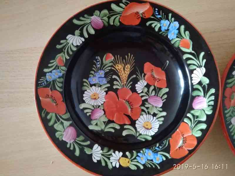 Retro dekorační talíře z dílny Ditmar Urbach - foto 2