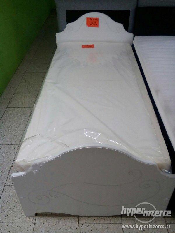 Nová postel - foto 1