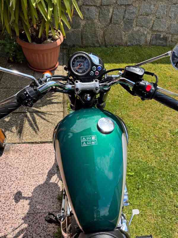 Triumph Bonneville 800 1maj. 13tKm - foto 7