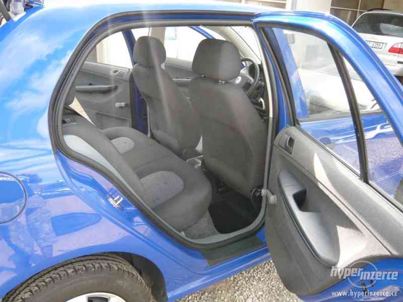 ŠKODA FABIA 1,2i-2004 - foto 12