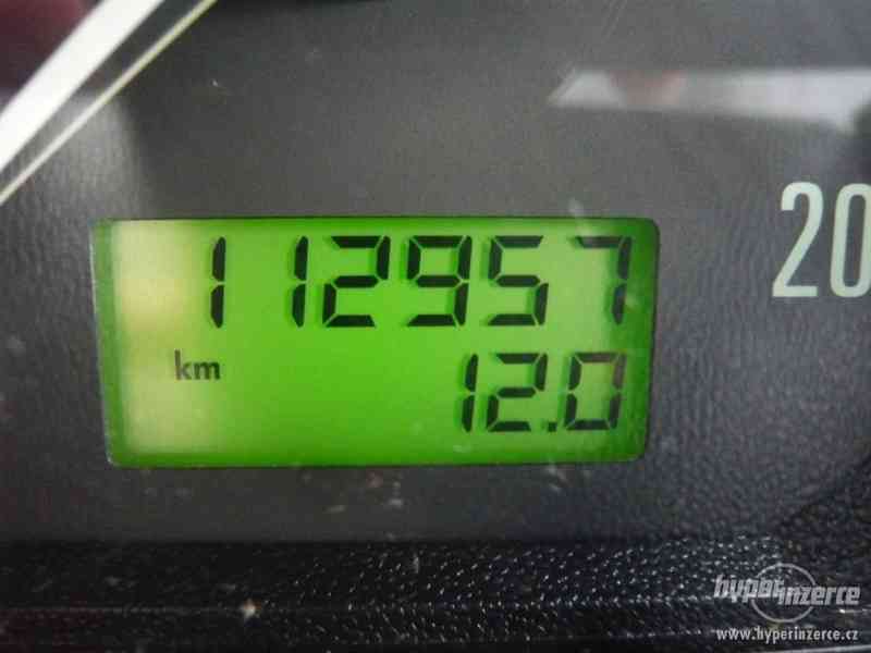 ŠKODA FABIA 1,2i-2004 - foto 16