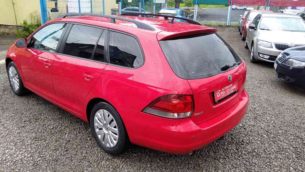 VOLKSWAGEN Golf Variant 1,6TDI Comfortline 77kw ČR - foto 38