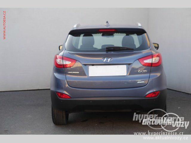Hyundai ix35 2.0, benzín, RV 2014, navigace - foto 2
