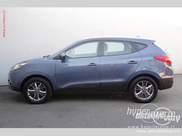 Hyundai ix35 2.0, benzín, RV 2014, navigace - foto 4