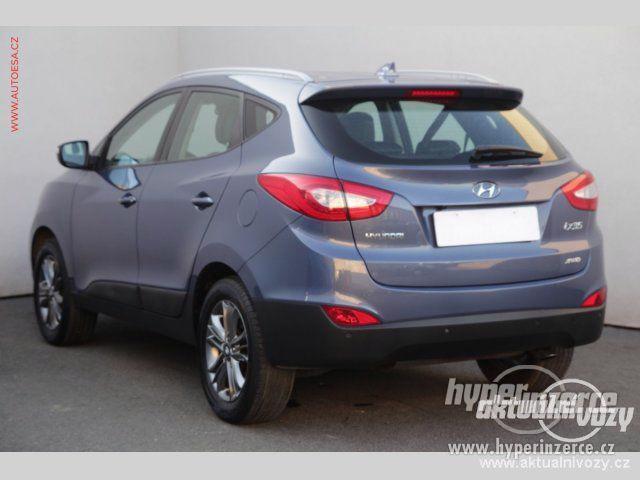 Hyundai ix35 2.0, benzín, RV 2014, navigace - foto 7