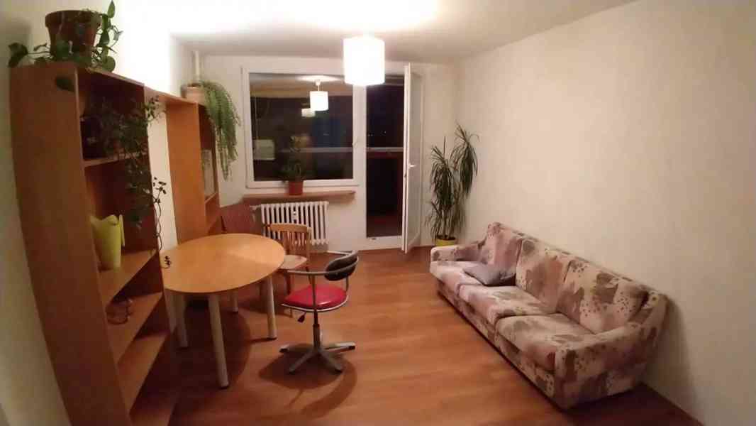 Pronájem bytu 2+kk 50 m² - foto 2
