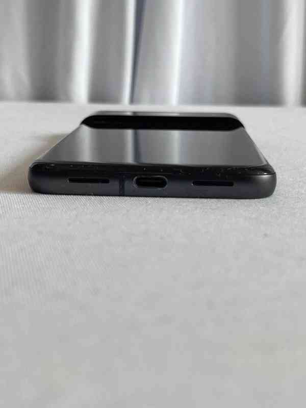 Google Pixel 8 128GB Obsidian – nezapíná se, nereaguje na... - foto 3