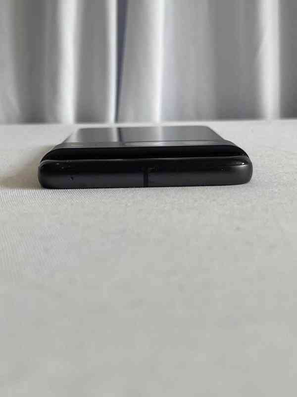 Google Pixel 8 128GB Obsidian – nezapíná se, nereaguje na... - foto 4