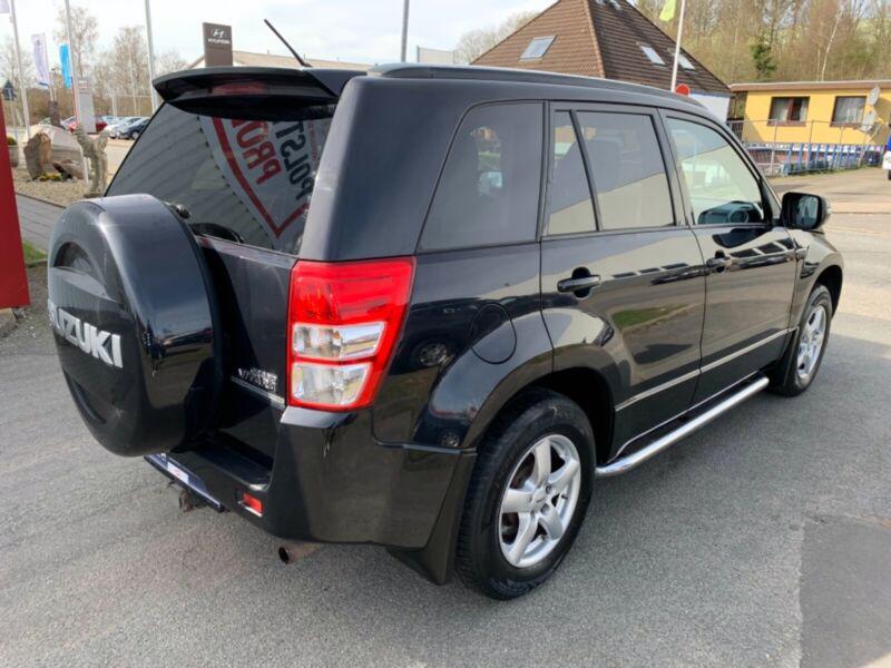 Suzuki Grand Vitara 2.4 Aut. benzín 124kw - foto 14