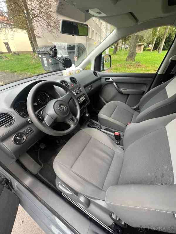 Volkswagen Caddy 1,6   Maxi 7 míst + kempovací vestav - foto 8