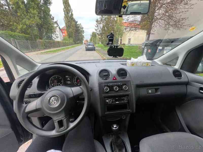 Volkswagen Caddy 1,6   Maxi 7 míst + kempovací vestav - foto 7