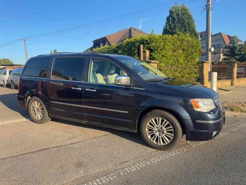 Chrysler Grand Voyager 3,8 V6 LPG Limited 2008 - foto 1