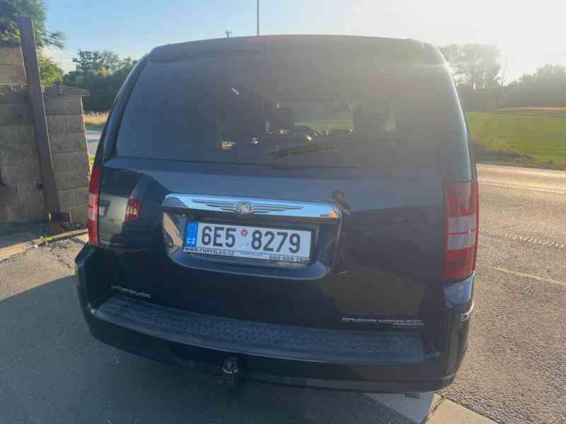 Chrysler Grand Voyager 3,8 V6 LPG Limited 2008 - foto 5