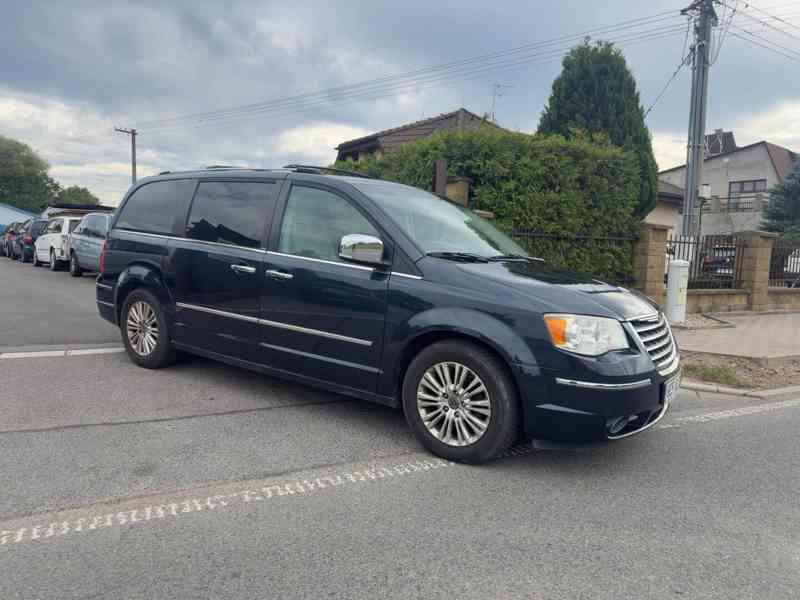 Chrysler Grand Voyager 3,8 V6 LPG Limited 2008 - foto 1