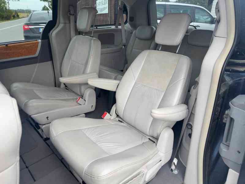 Chrysler Grand Voyager 3,8 V6 LPG Limited 2008 - foto 13