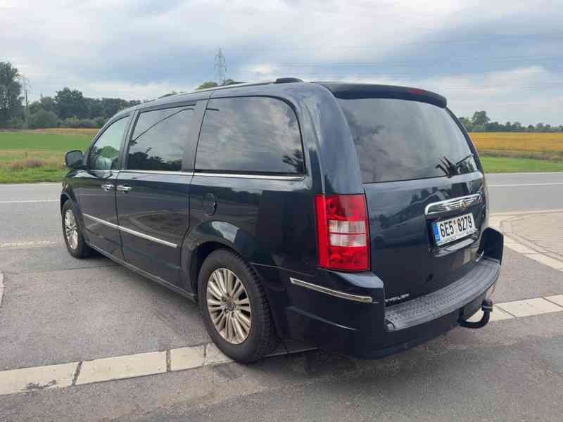 Chrysler Grand Voyager 3,8 V6 LPG Limited 2008 - foto 3