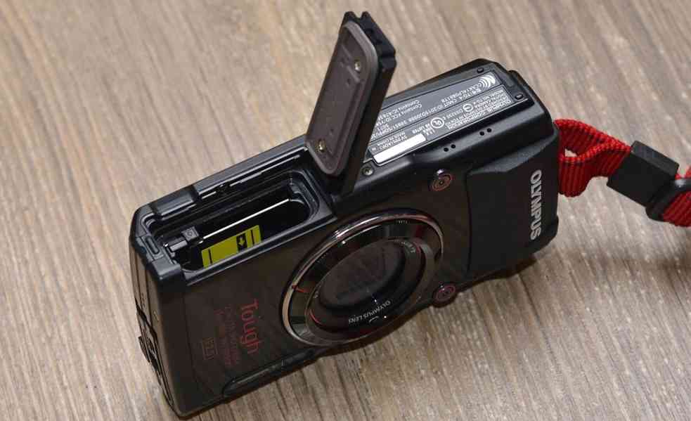 OLYMPUS Tough TG-4 16MP  vodot. do15m*FullHDV*WIFI - foto 5