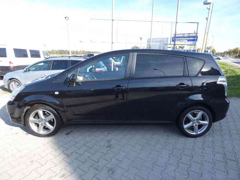 Toyota Corolla Verso 1.8i benzín 7 míst 95kw - foto 3