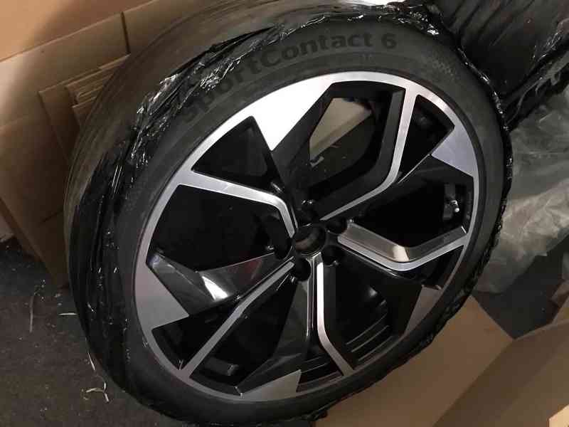 AUDI RS Q8 alu kola 23" nové, originál AUDI !! - foto 5