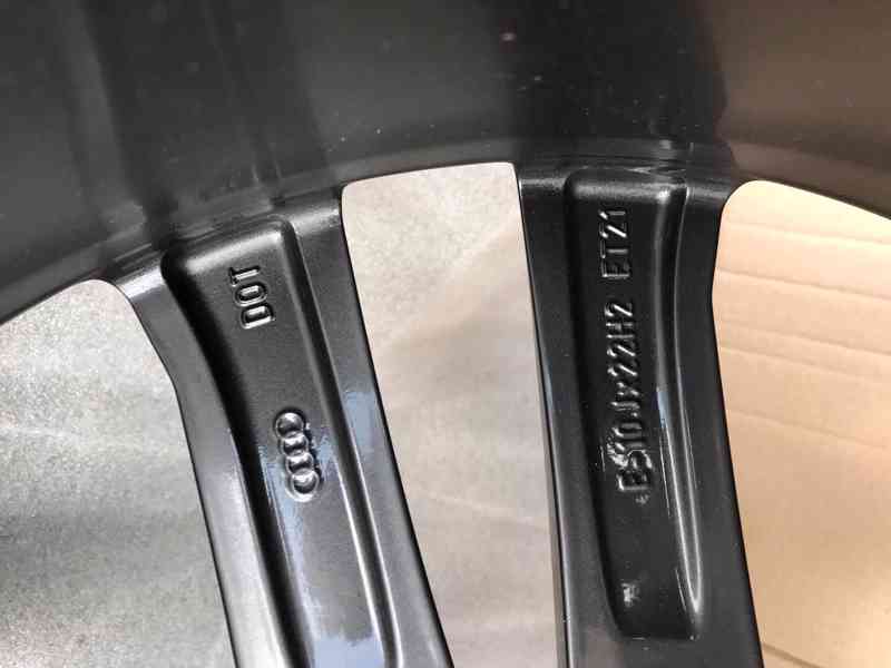 AUDI RS Q8 alu kola 23" nové, originál AUDI !! - foto 11