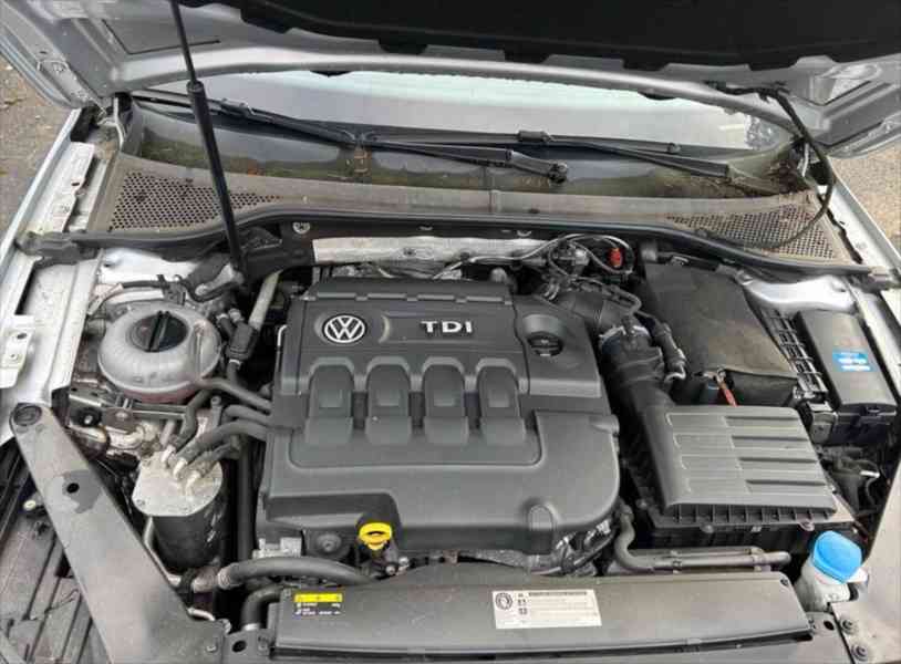 Volkswagen Passat 2,0   B8 TDI 140 kW DSG - foto 5