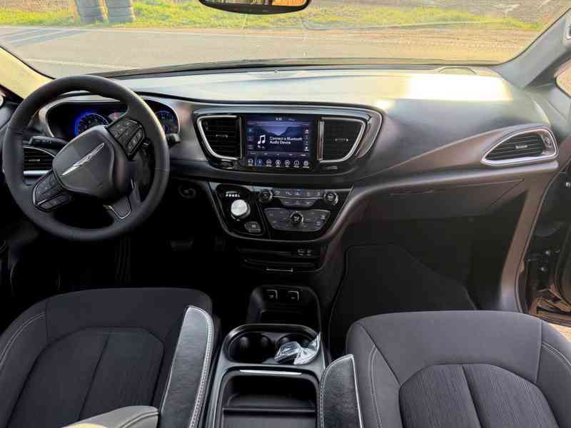 Chrysler Pacifica 3,6 Pentastar S Radar 360 2019 - foto 14