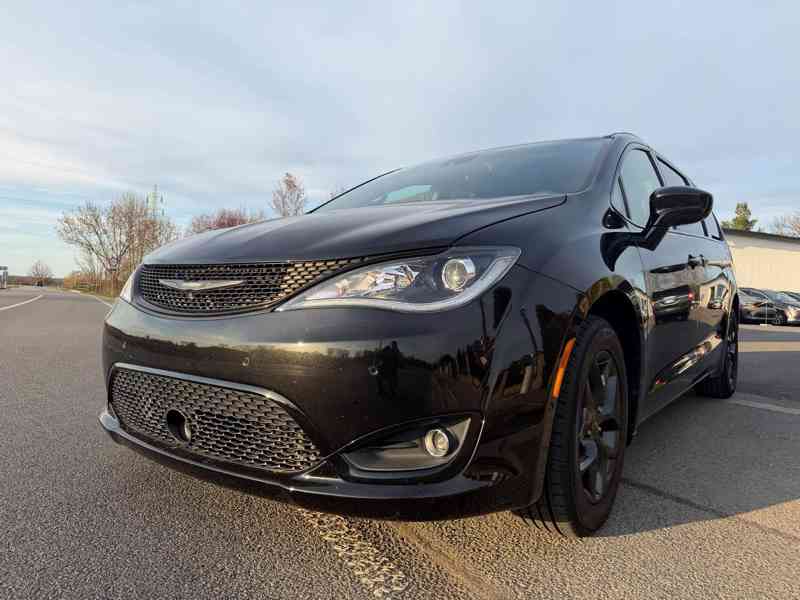 Chrysler Pacifica 3,6 Pentastar S Radar 360 2019 - foto 7