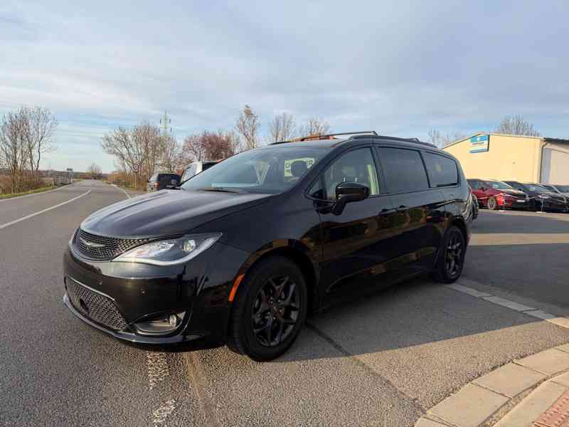 Chrysler Pacifica 3,6 Pentastar S Radar 360 2019 - foto 2