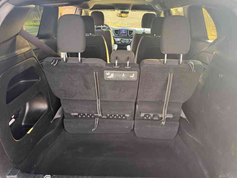 Chrysler Pacifica 3,6 Pentastar S Radar 360 2019 - foto 8