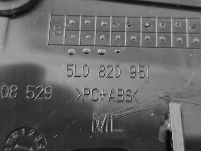 ZÁNOVNÍ výdech topení středový Škoda Yeti 5L0820951 - foto 11