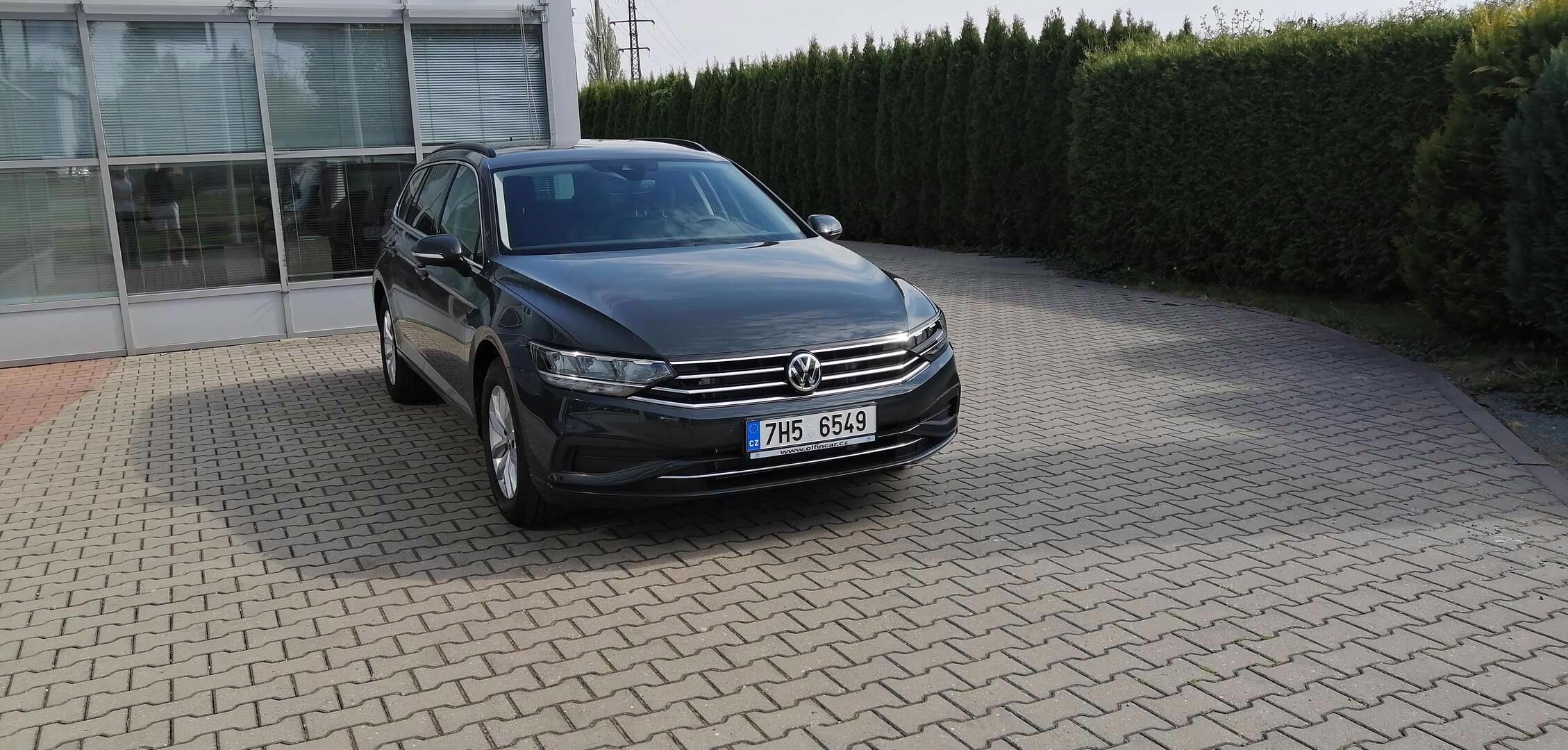 Volkswagen Passat Combi - r.v. 2020, 9900 km, záruka - foto 1