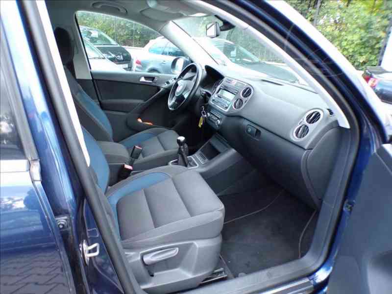 Volkswagen Tiguan 1,4 TSI-110KW TAŽNÉ ZAŘÍZENÍ - foto 12