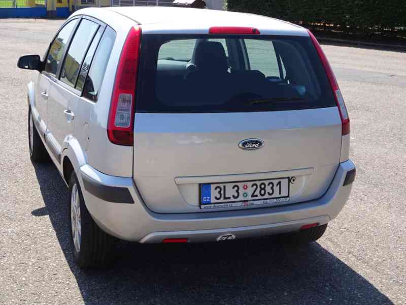 Ford Fusion 1.4i r.v.2008 59KW Koupeno v ČR - foto 4