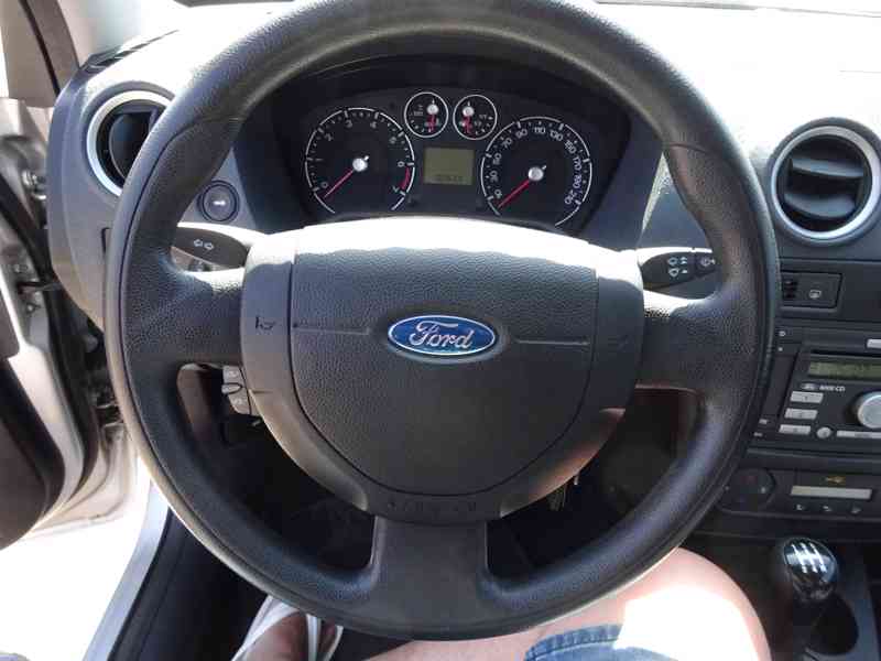 Ford Fusion 1.4i r.v.2008 59KW Koupeno v ČR - foto 9