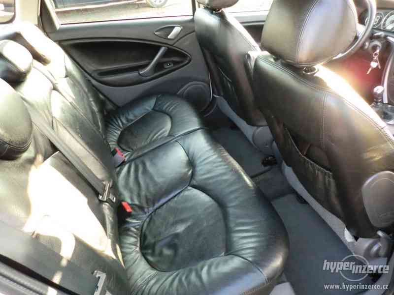 Citroën C5 kombi 2.0HDi 100kW,klima,serviska,ALU,tažné - foto 11