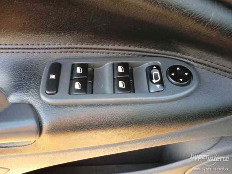 Citroën C5 kombi 2.0HDi 100kW,klima,serviska,ALU,tažné - foto 13