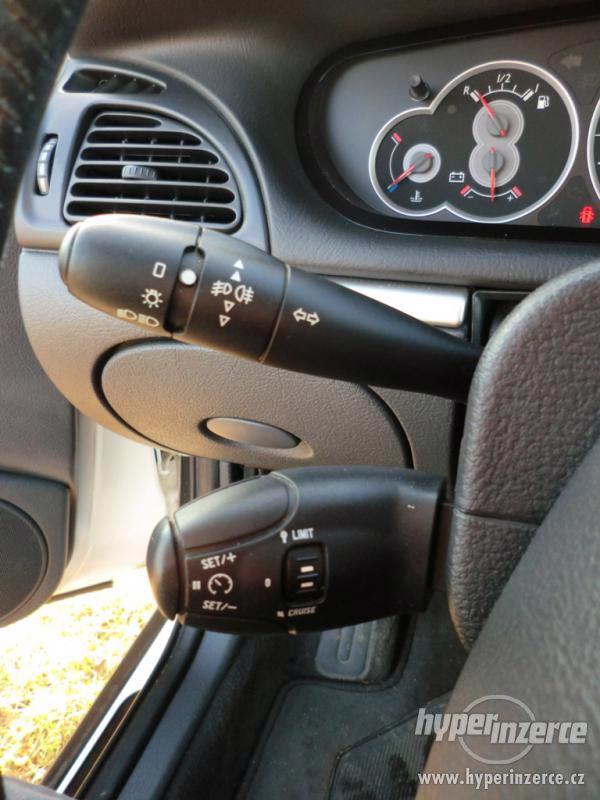 Citroën C5 kombi 2.0HDi 100kW,klima,serviska,ALU,tažné - foto 16