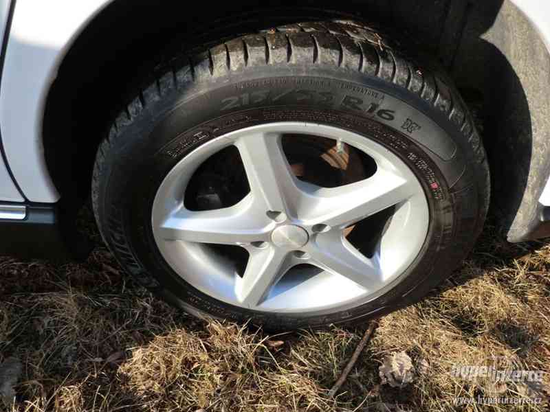 Citroën C5 kombi 2.0HDi 100kW,klima,serviska,ALU,tažné - foto 19