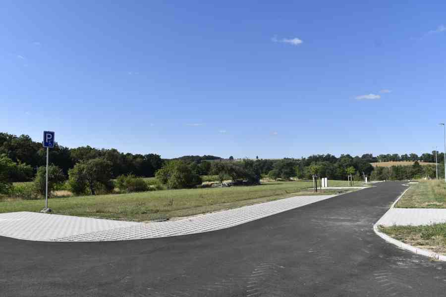 Žernov - stavební pozemek 1216 m2 - foto 4