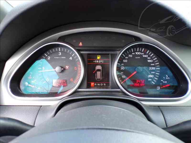 Audi Q7 3,0 TDI S-Line,7míst - foto 6
