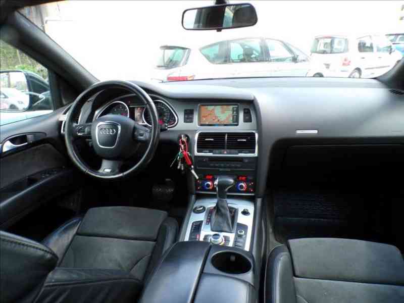Audi Q7 3,0 TDI S-Line,7míst - foto 5